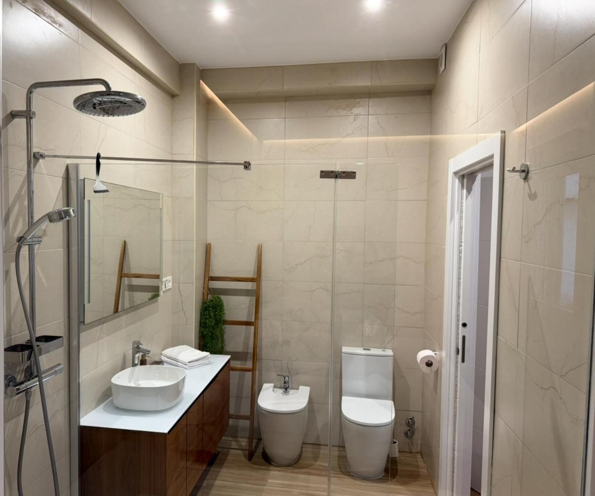 Apartamento Nuevo Lujoso Suites Centro Bilbao Wifi ,Parking Gratis Extérieur photo